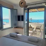 La Maltese Hotel Naousa