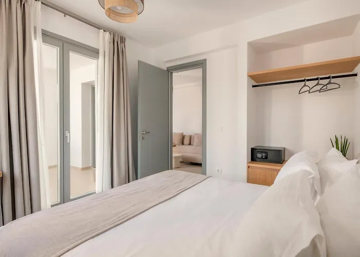 La Maltese Hotel Naousa